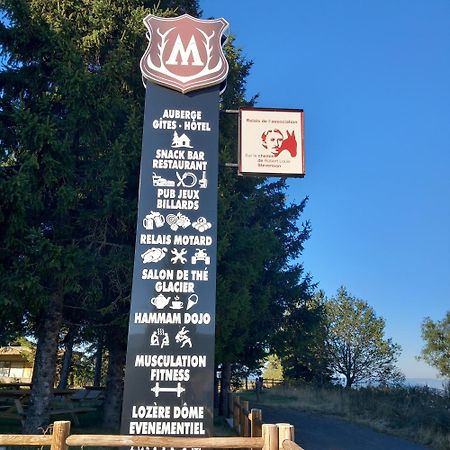 Montlo Relais Des Cerfs Hotel Cubieres Exterior photo